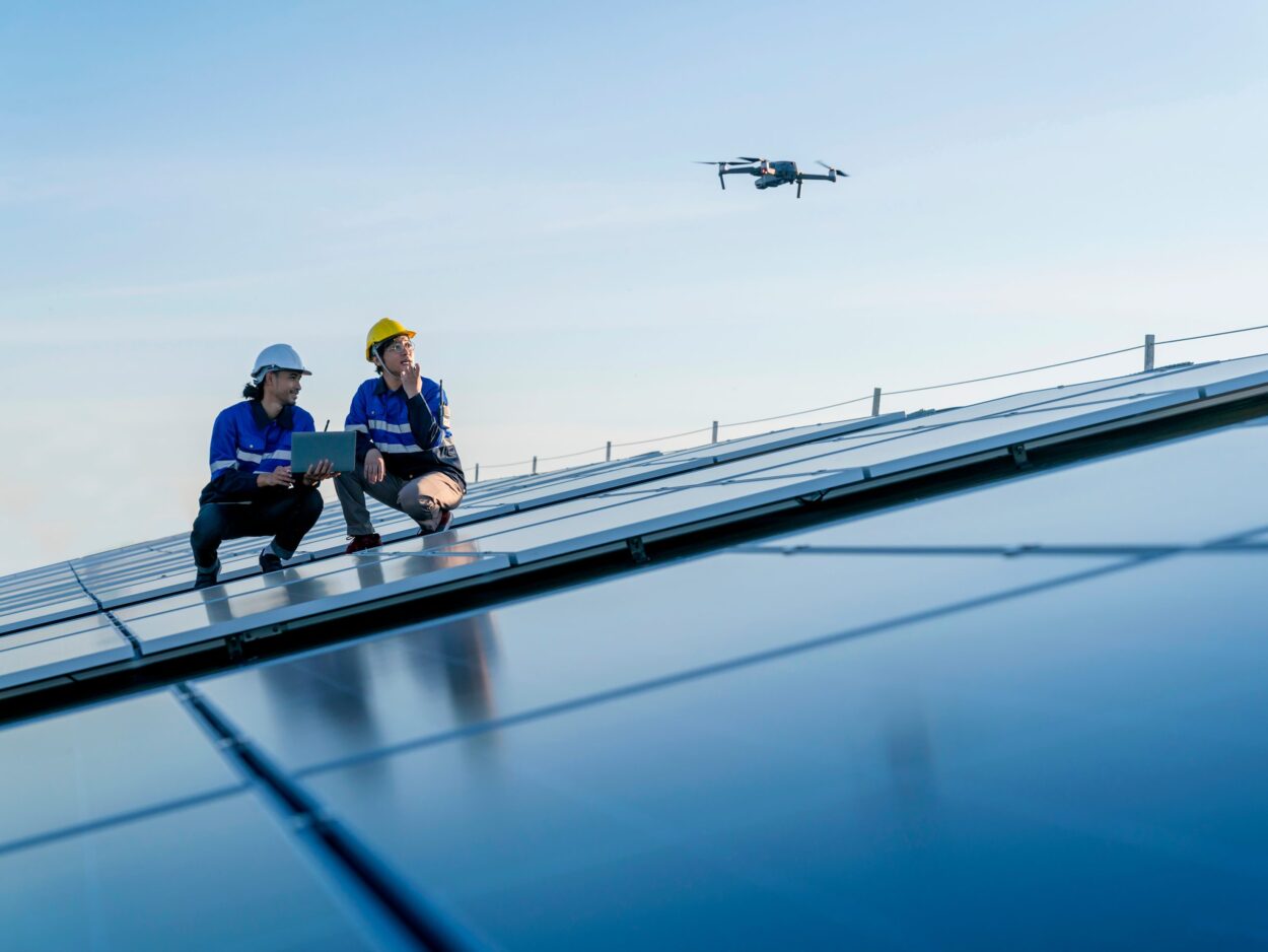 Massimizzare la produzione: monitoraggio dei sistemi fotovoltaici per la tua azienda
